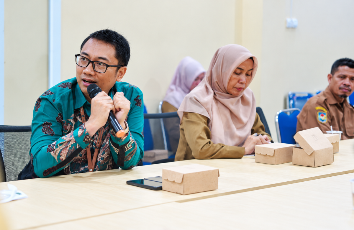 Adi Prayuda, Dosen FEB UNIZAR dan Kepala Biro Humas, Kerja Sama, dan Alumni UNIZAR